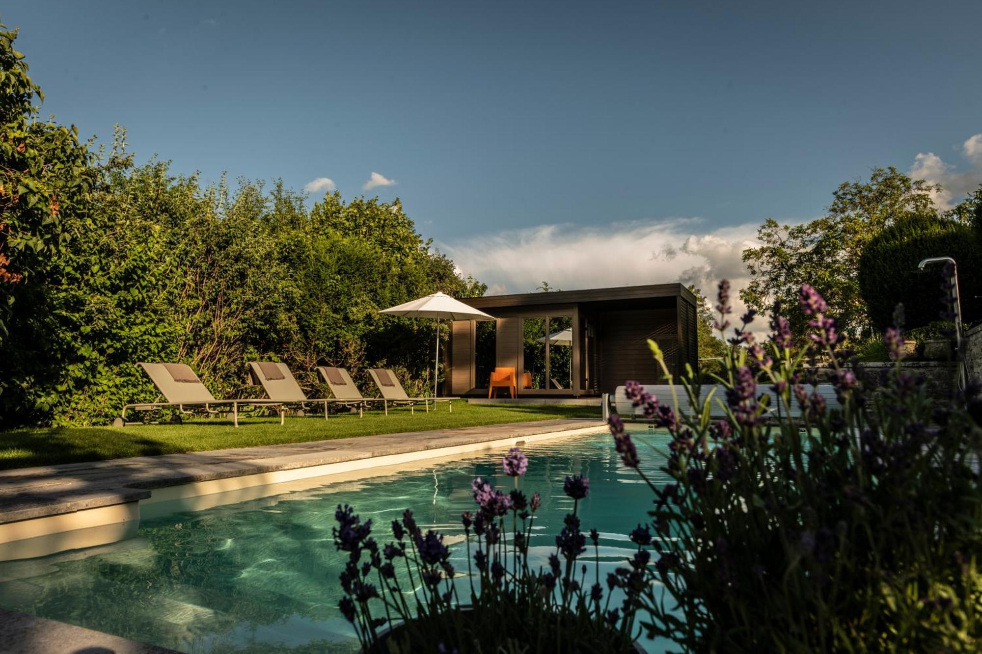 Ferienhaus Exklusives In Lage Mit Pool, Sauna, Terrasse - Der Johannishof *